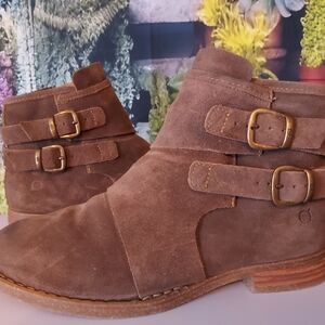 Born Moraga Suede Buckle Bootie Size 9